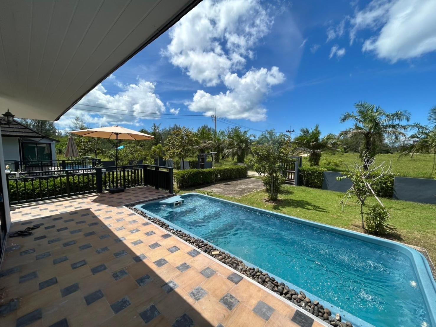 The Hip Resort @ Khao Lak Bang Sak Exterior foto