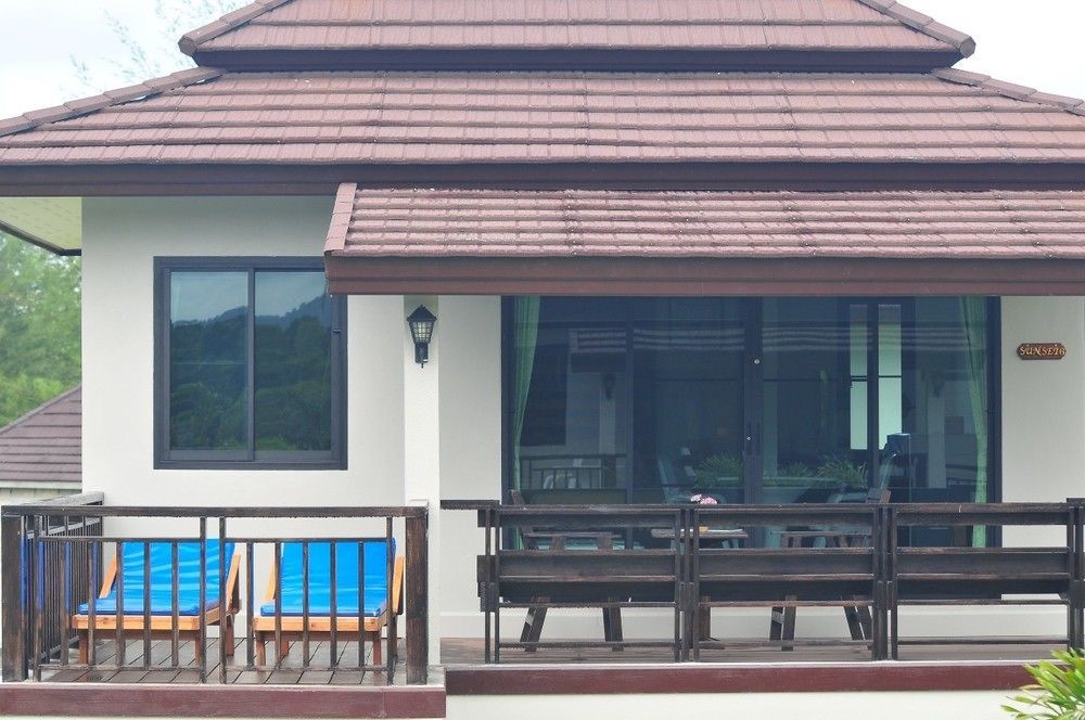 The Hip Resort @ Khao Lak Bang Sak Exterior foto